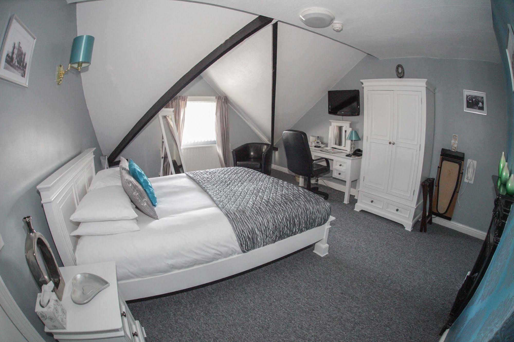 Tower House Executive Guest House Pontefract Esterno foto