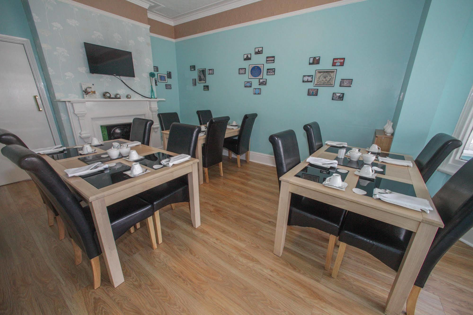 Tower House Executive Guest House Pontefract Esterno foto