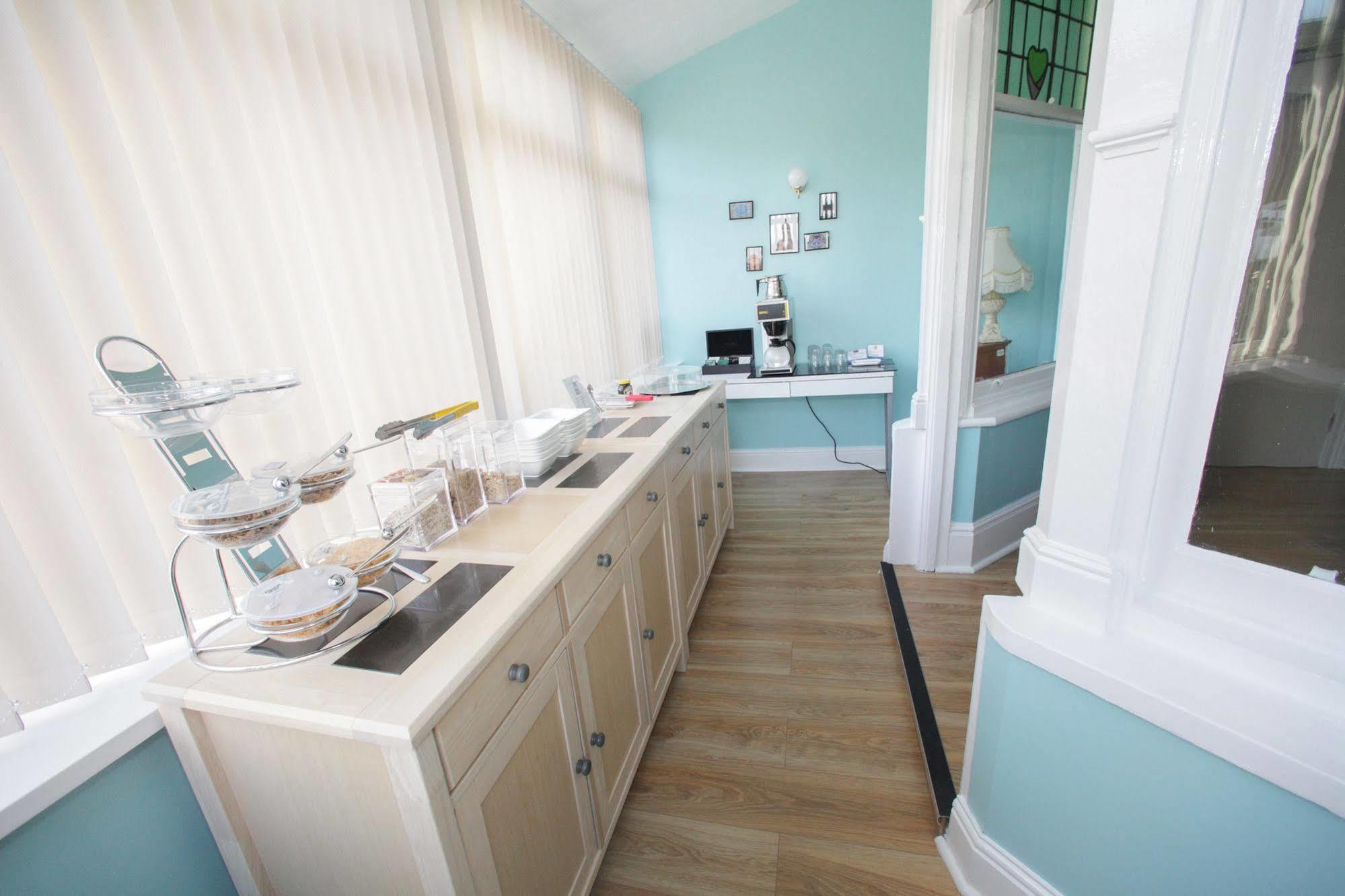 Tower House Executive Guest House Pontefract Esterno foto